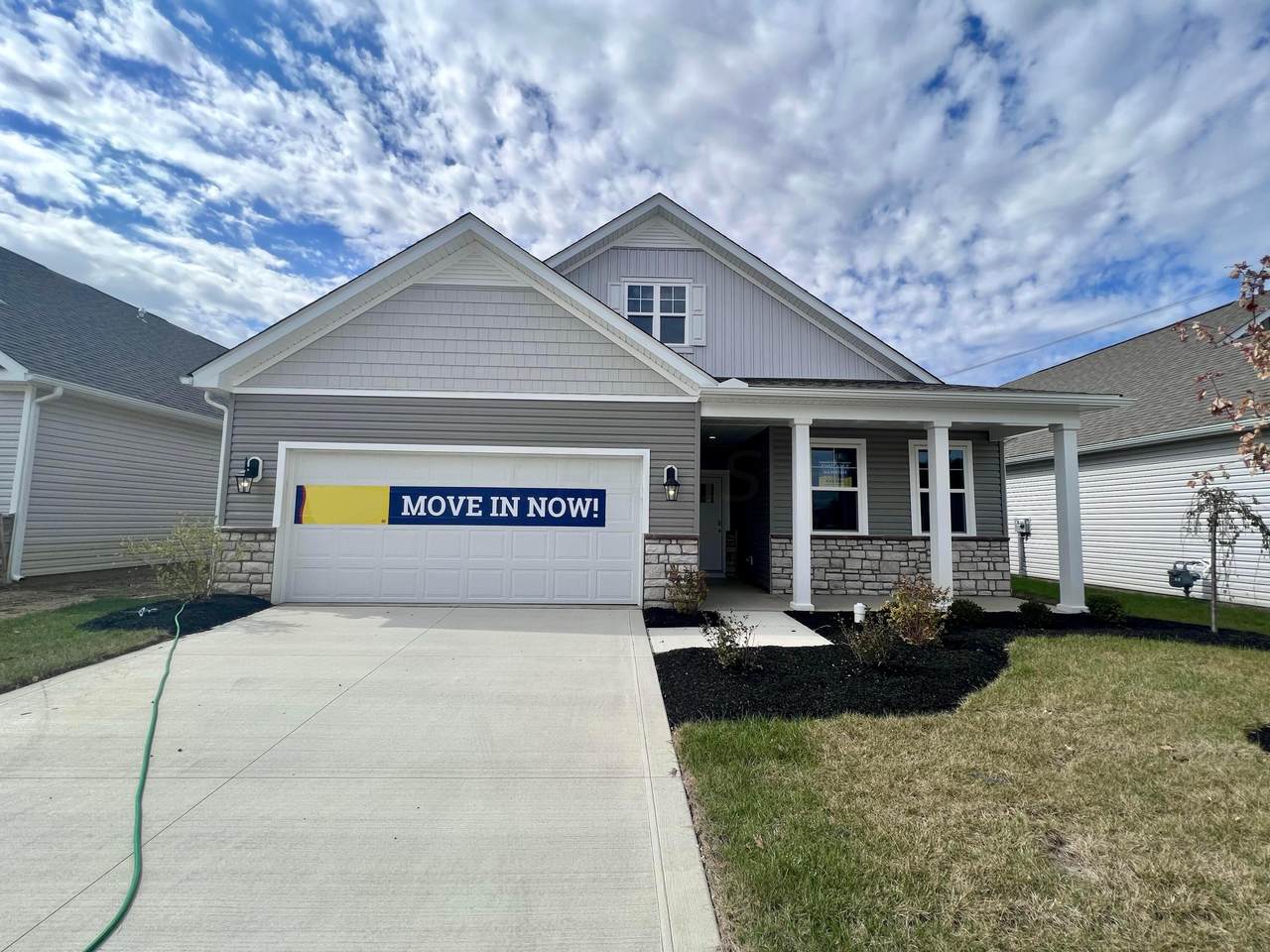1275 Kinghorn Circle - Photo 1