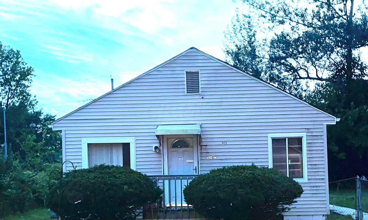 1525 Delbert Road - Photo 1