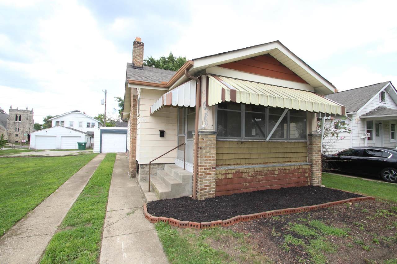 660 Racine Avenue - Photo 1