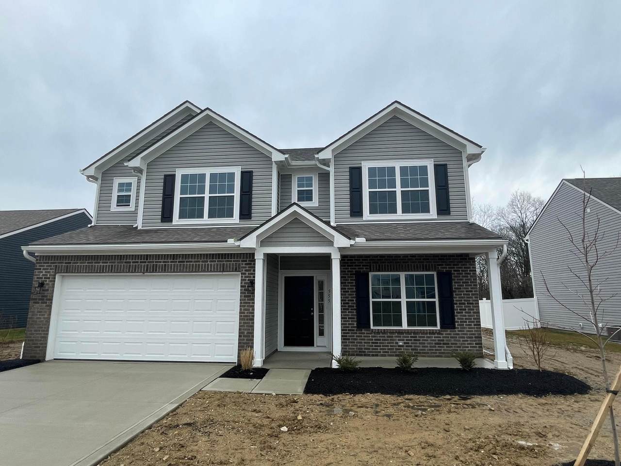 555 Wingate Place - Photo 1
