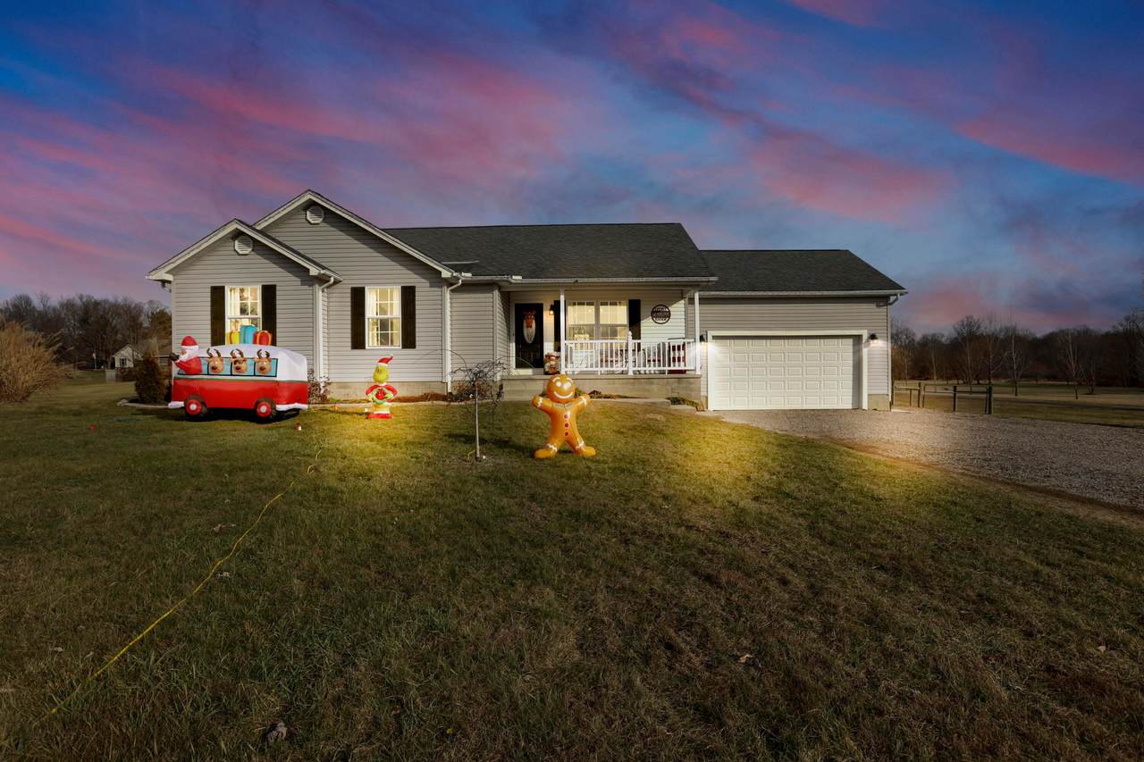 6736 Thornville Road - Photo 1