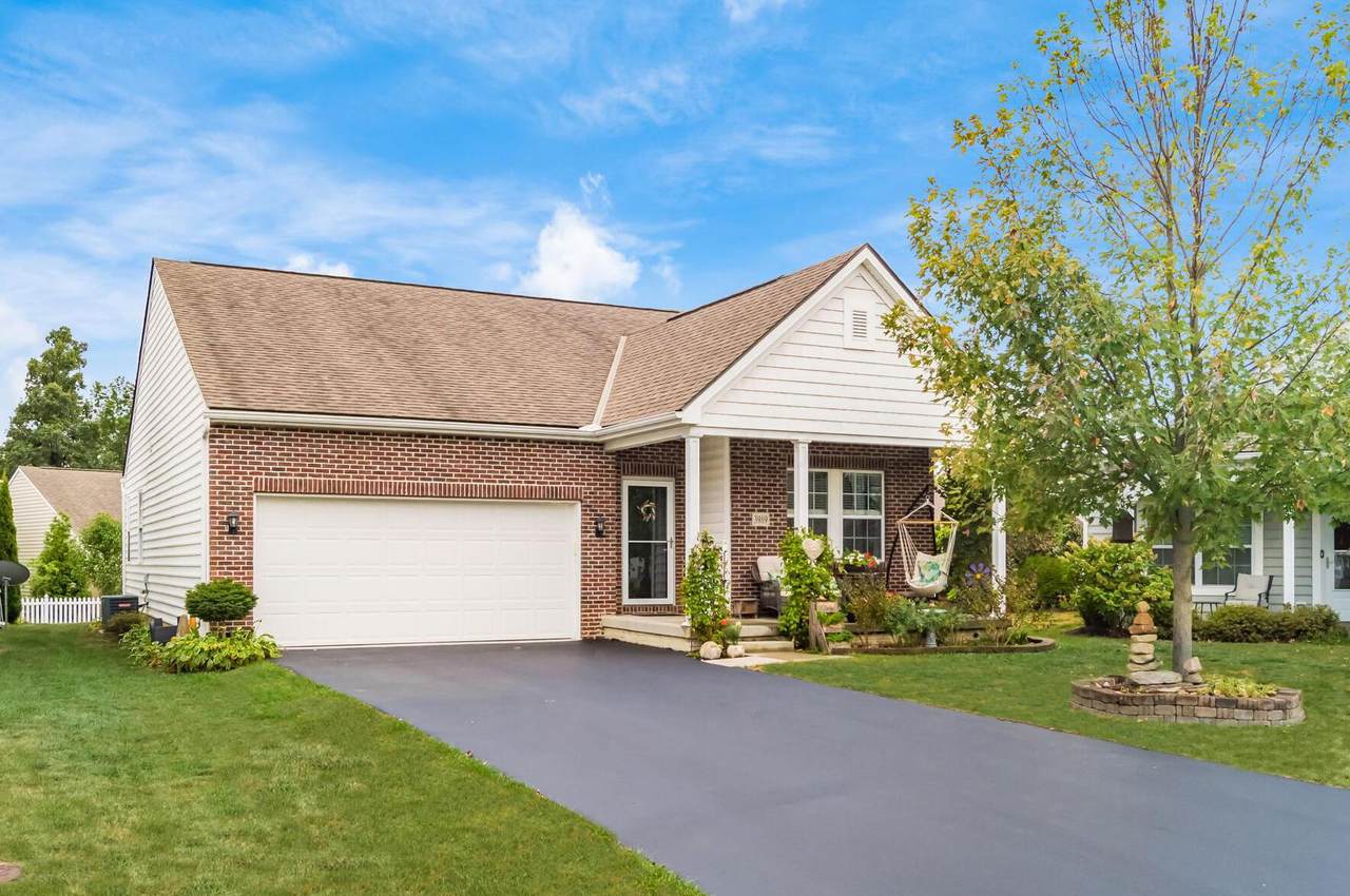 3989 Blue Mountain Circle - Photo 1