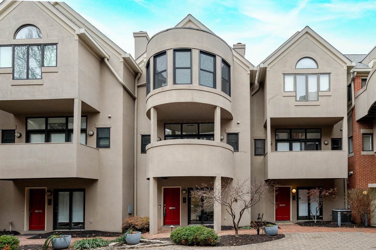 707 Sycamore Place - Photo 1