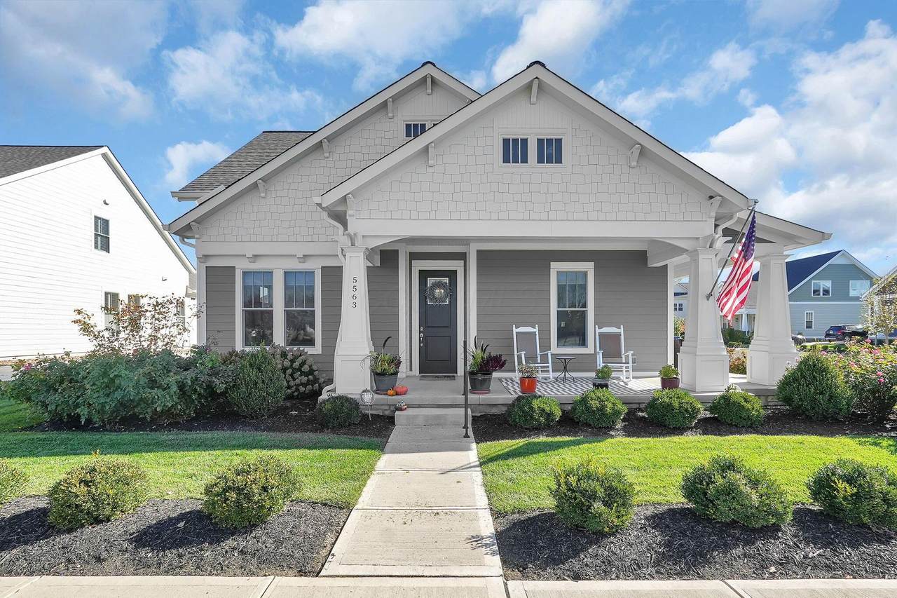 5563 Catalpa Drive - Photo 1