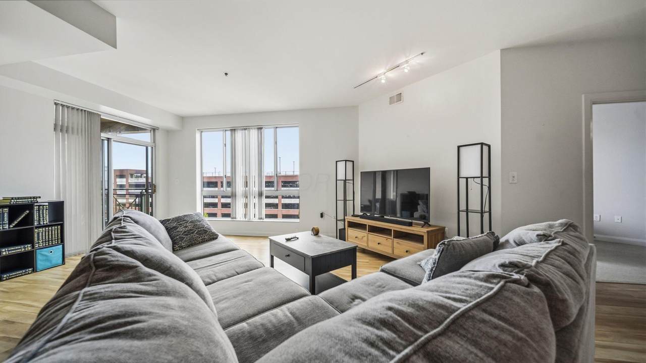 196-607 Grant Avenue - Photo 1