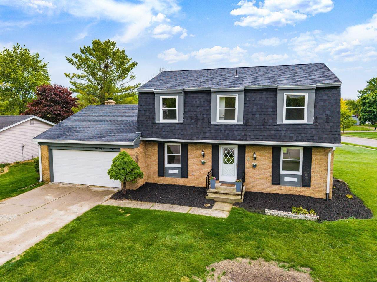 985 Amboise Drive - Photo 1