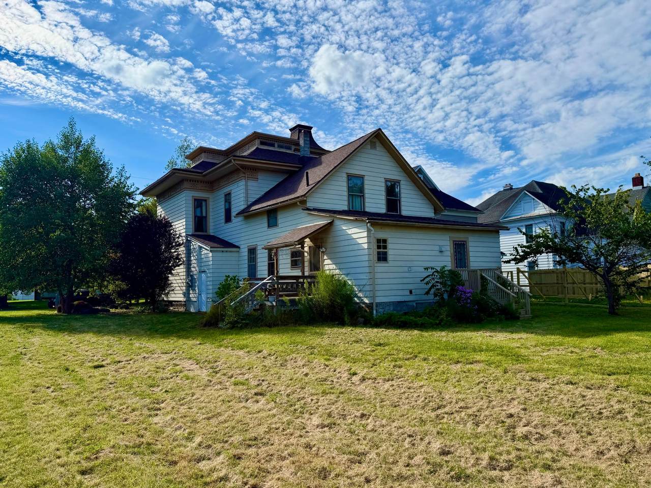 405 Union Street - Photo 1