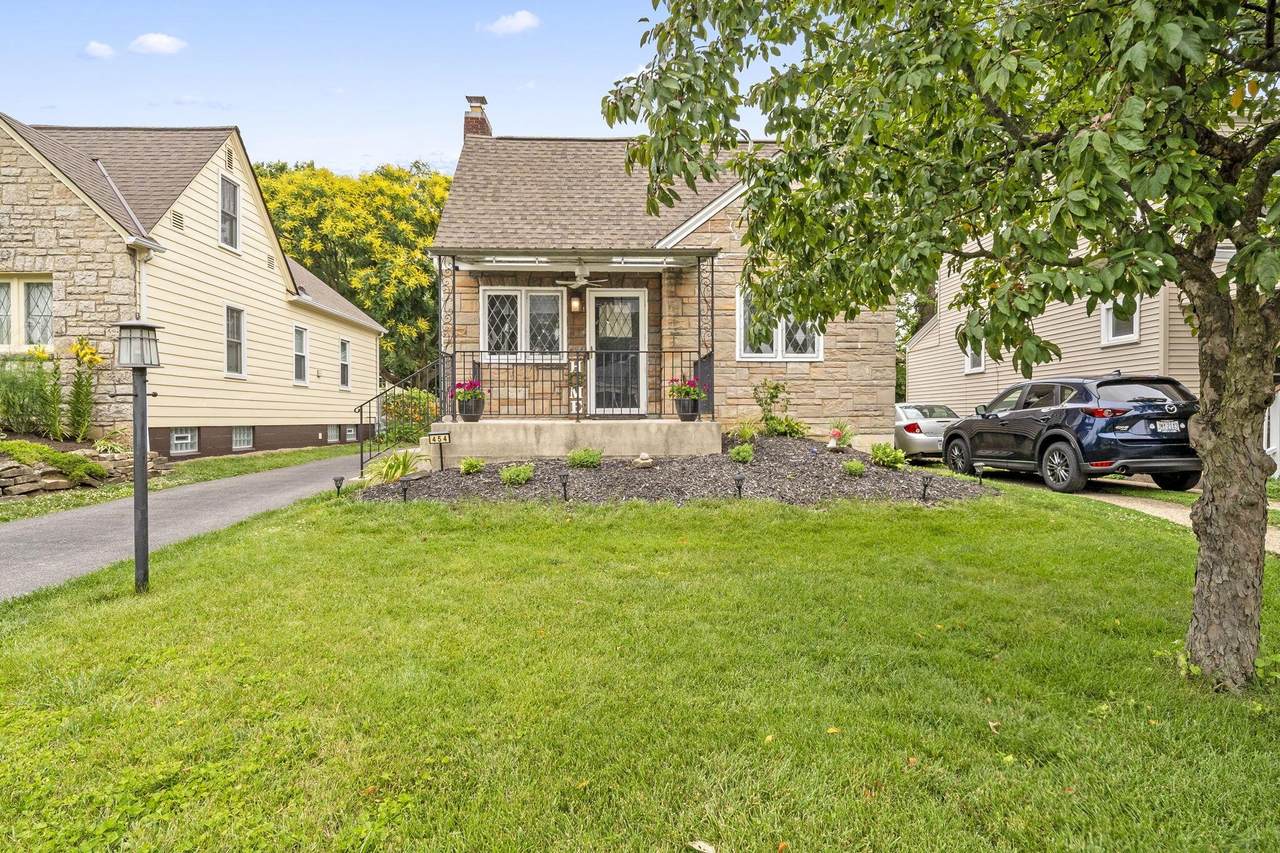 454 Crestview Road - Photo 1