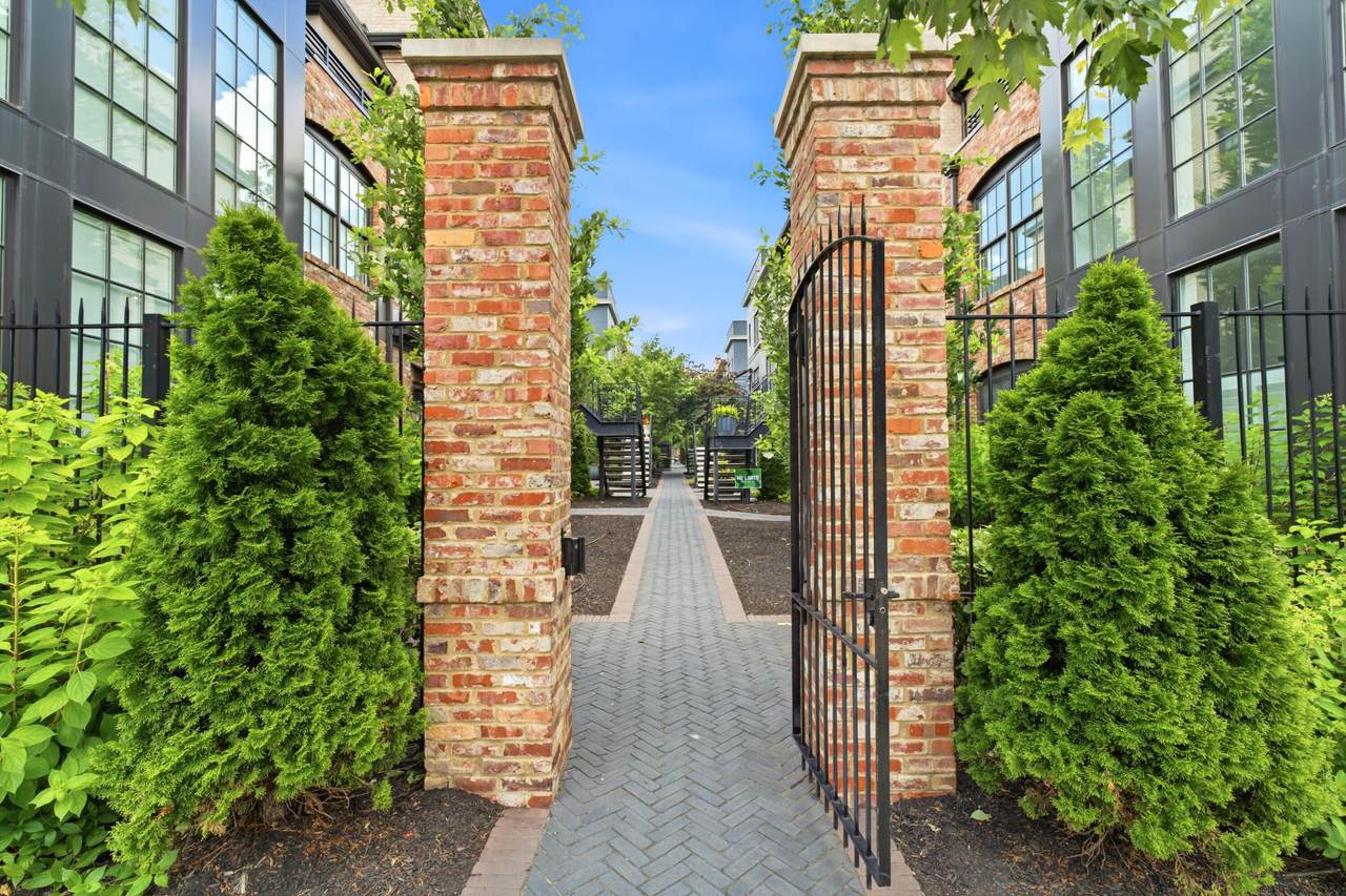 https://bt-photos.global.ssl.fastly.net/columbus/1280_boomver_3_226023154-2.jpg
