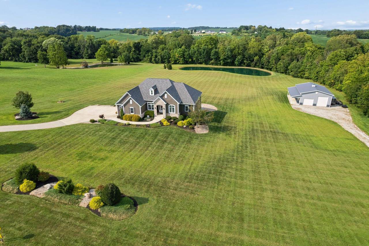 6004 Royalton Road - Photo 1