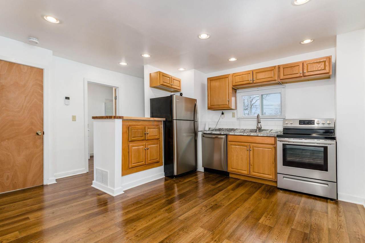 434 Johnson Street - Photo 1