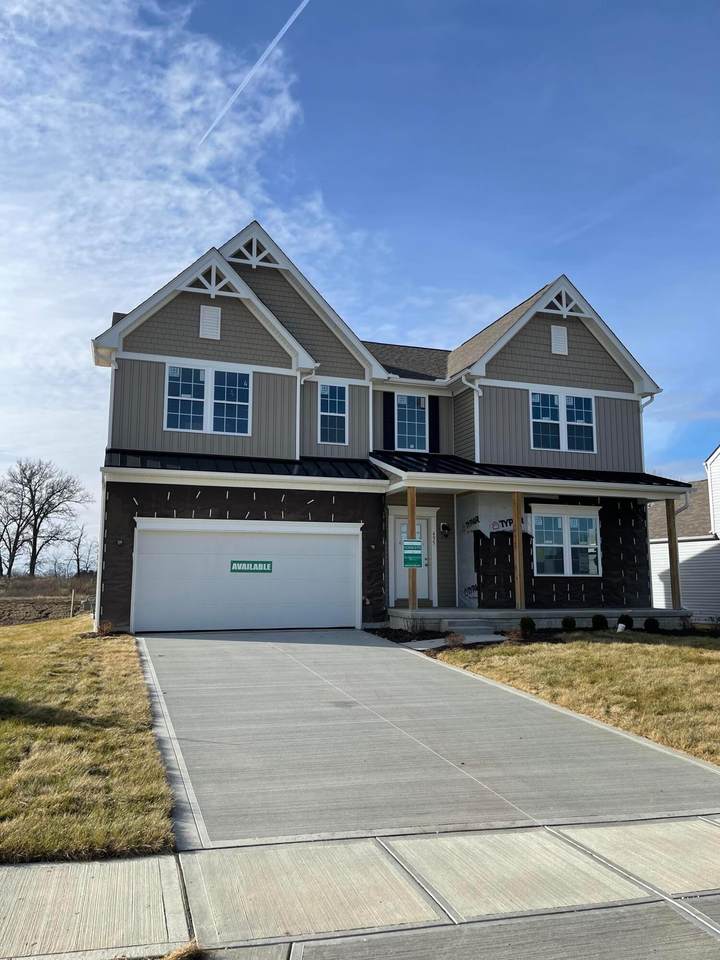 495 Walker Pointe Drive - Photo 1