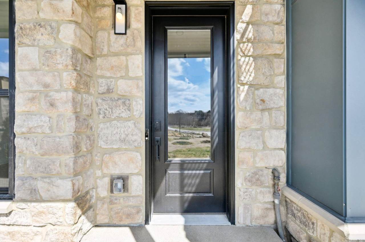 2252 Quarry Trails Drive - Photo 1