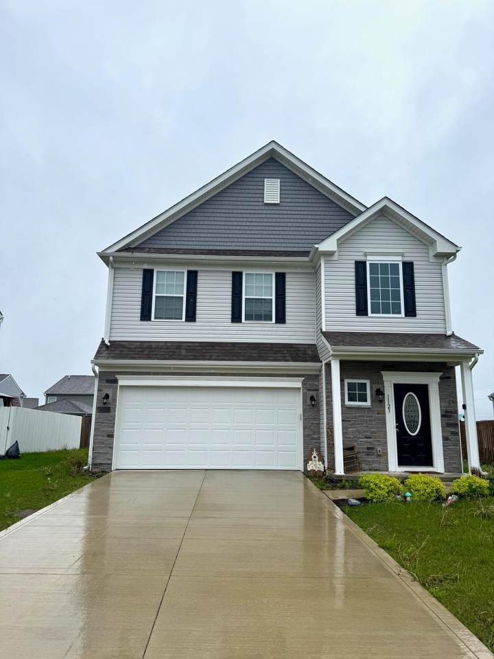 1123 Hampton Lane - Photo 1