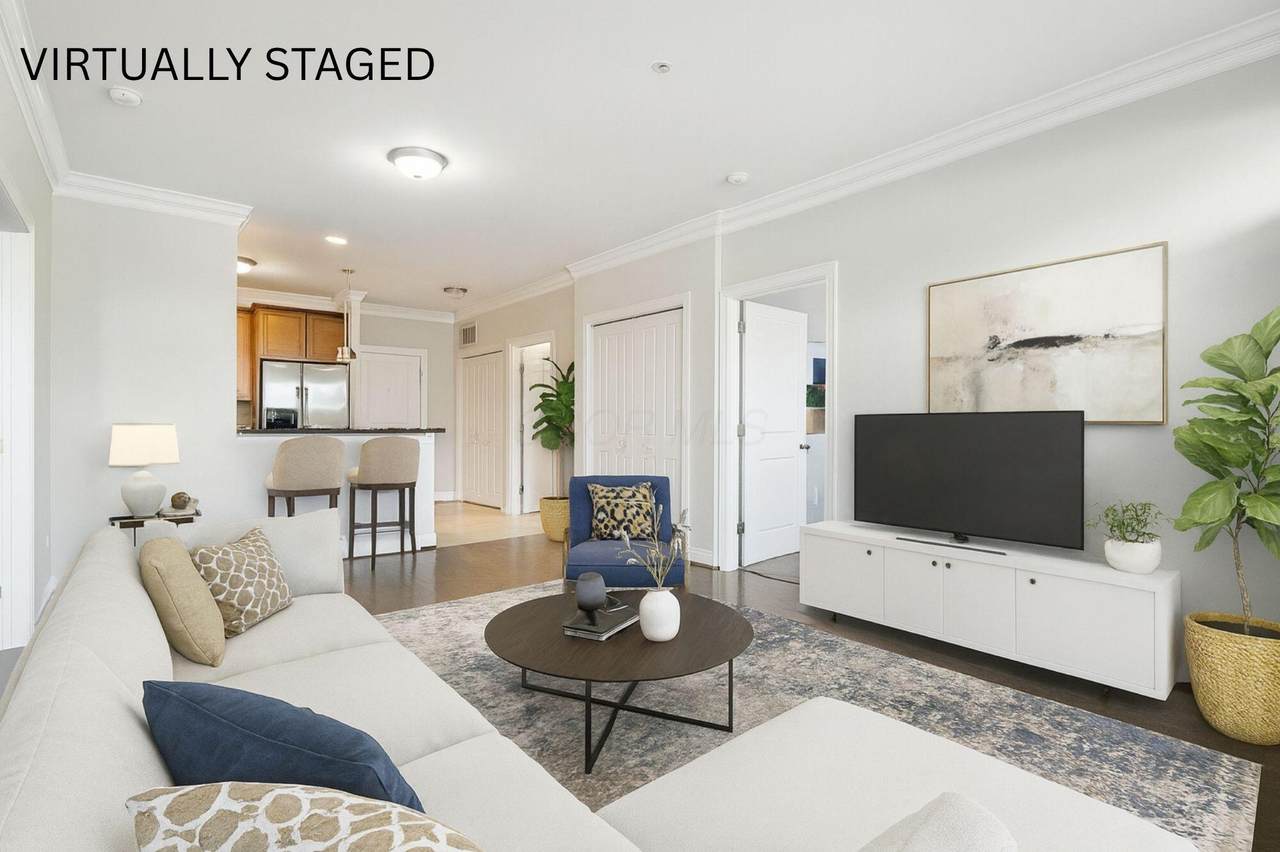 925-111 Ingleside Avenue - Photo 1