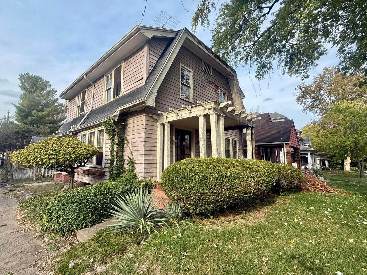 101 Hudson Avenue - Photo 1