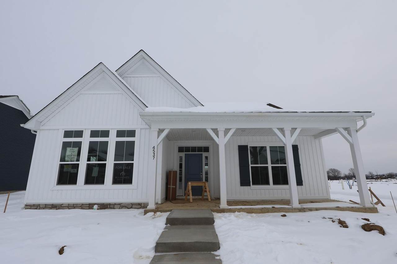 4537 Corsican Loop - Photo 1