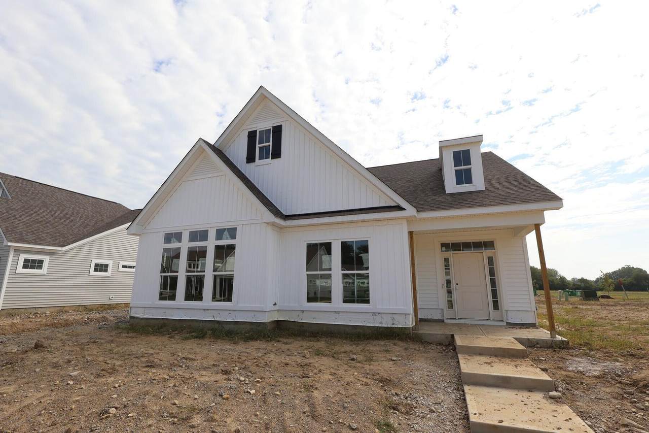 4529 Corsican Loop - Photo 1