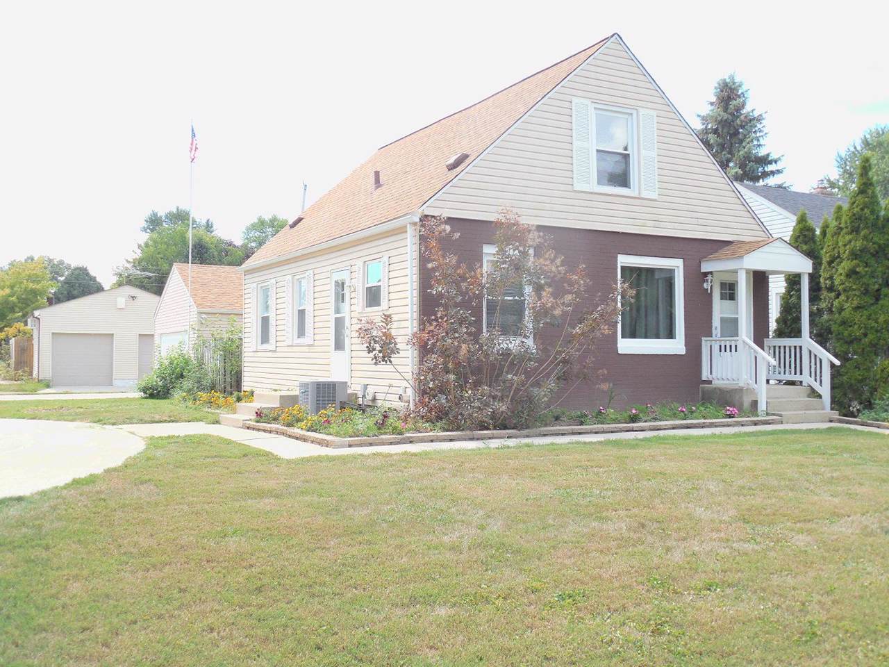 297 Jeffrey Place - Photo 1
