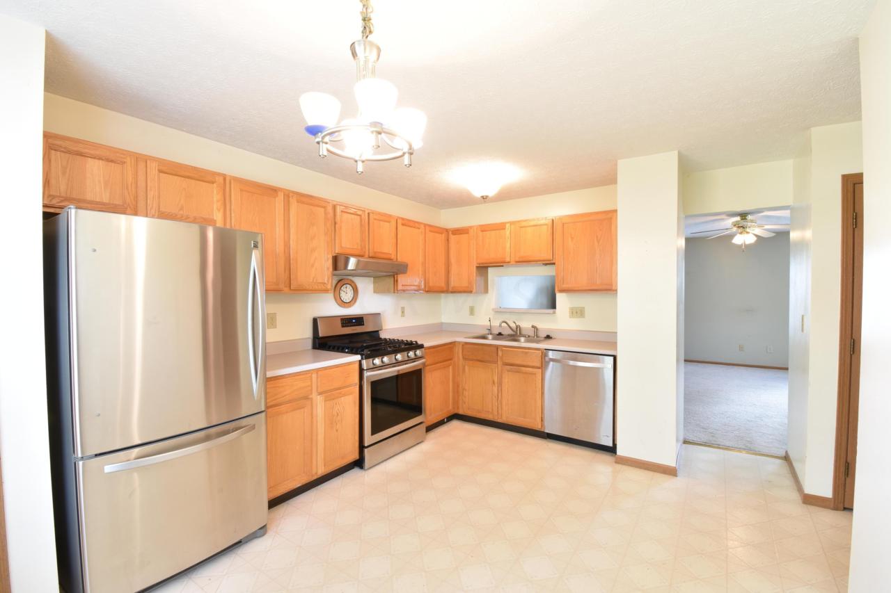 414 Broadview Court - Photo 1