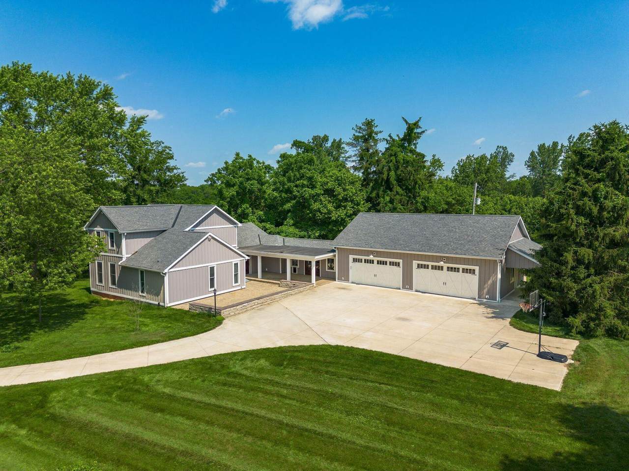 6900 Waterloo Road - Photo 1
