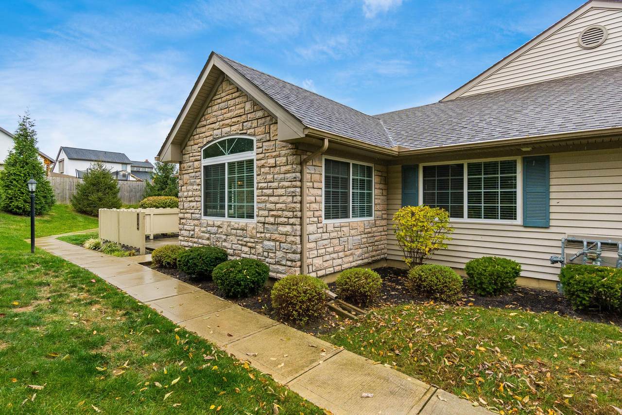 136 Pioneer Circle - Photo 1