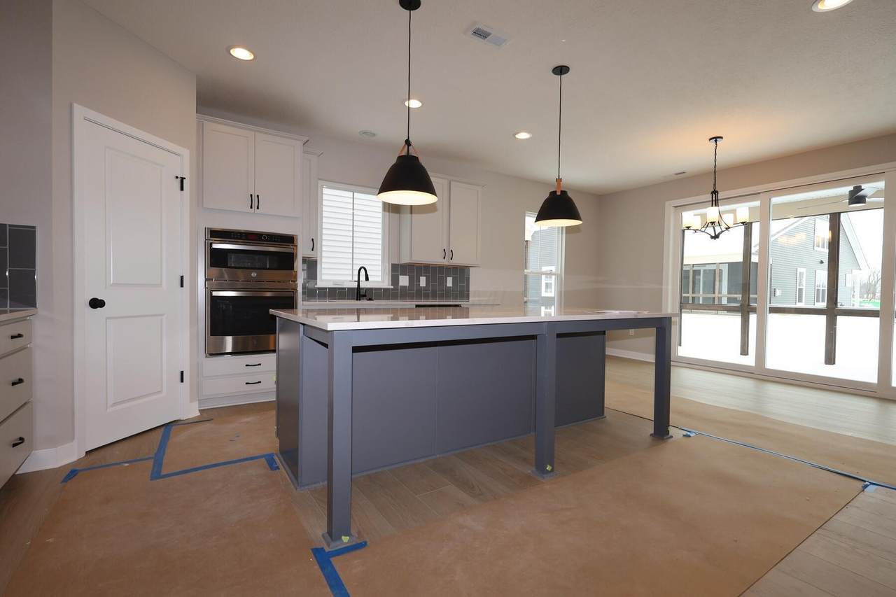 4541 Corsican Loop - Photo 1