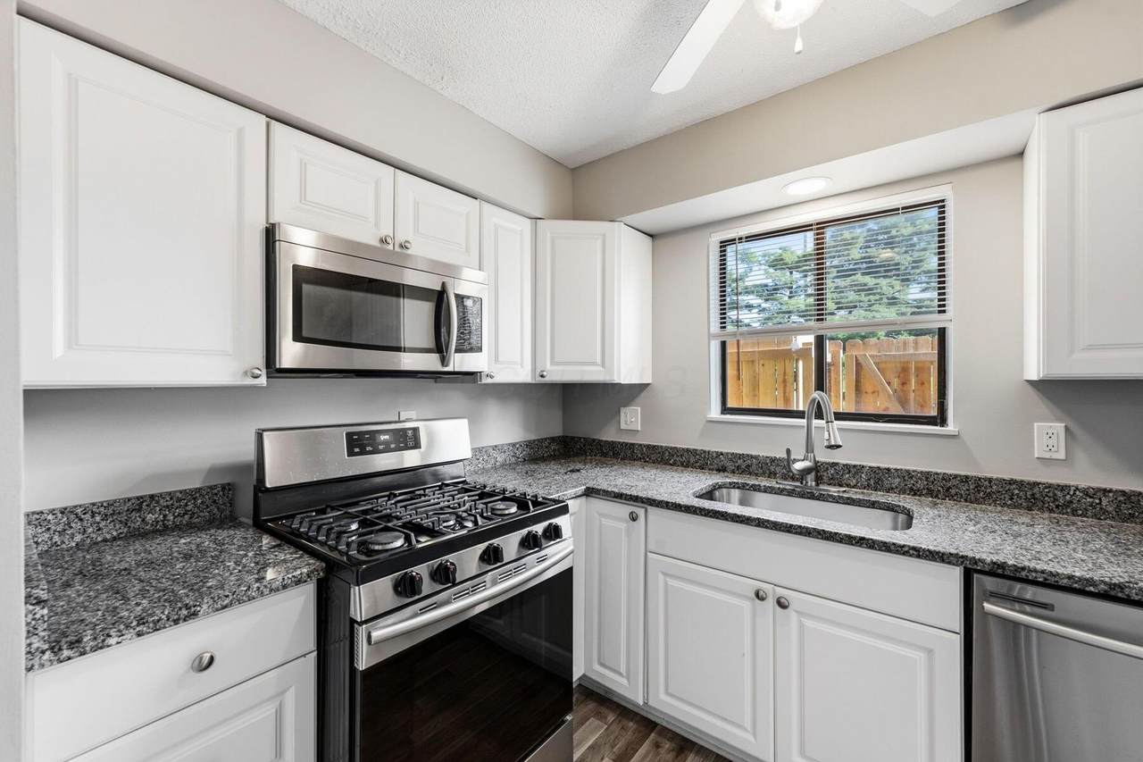86 Stornoway Drive - Photo 1