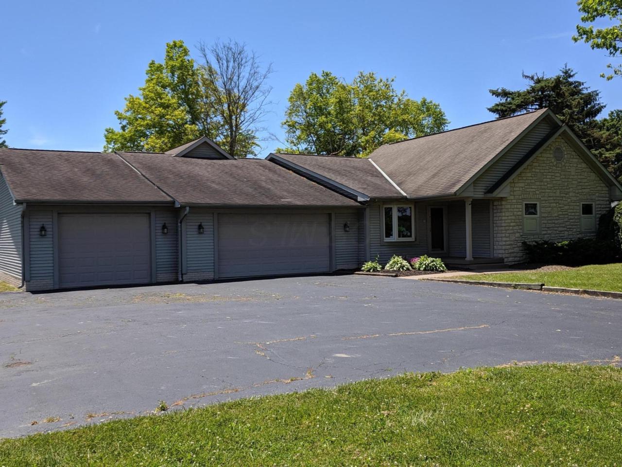 2285 Blacklick Eastern Road - Photo 1