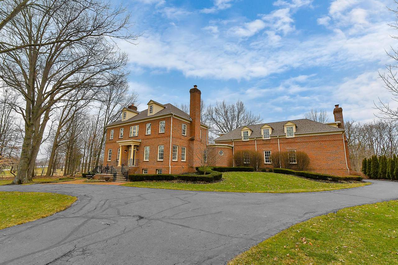 7476 Fenway Road - Photo 1