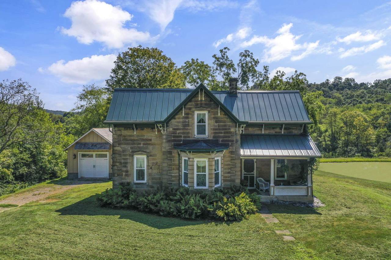 24754 Shurtz Road - Photo 1