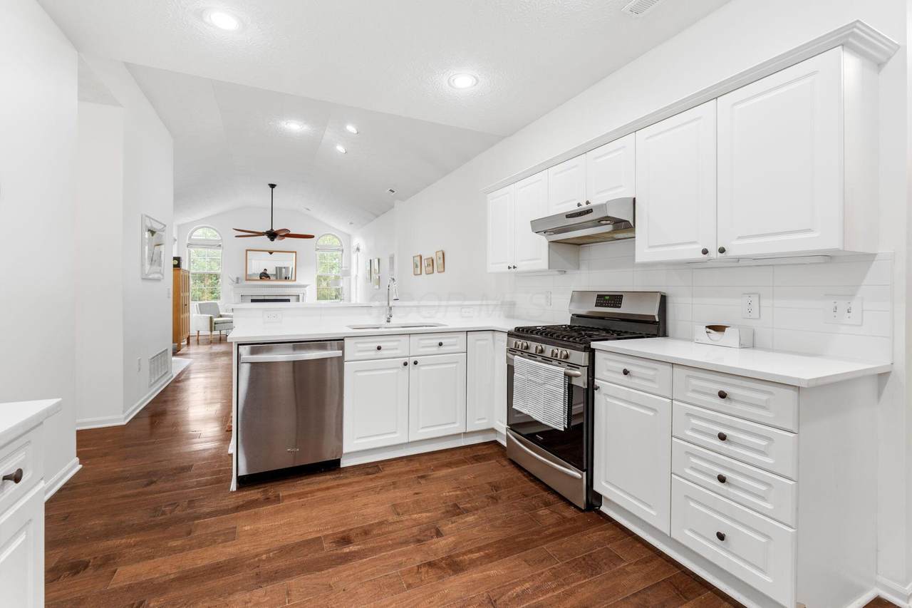 4185 Windsor Bridge Place - Photo 1