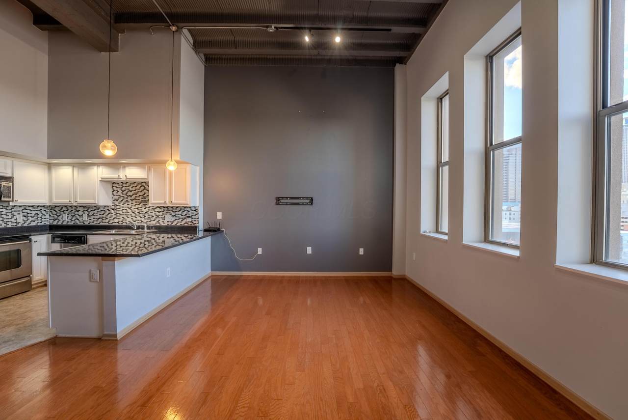 110-606 3rd Street - Photo 1