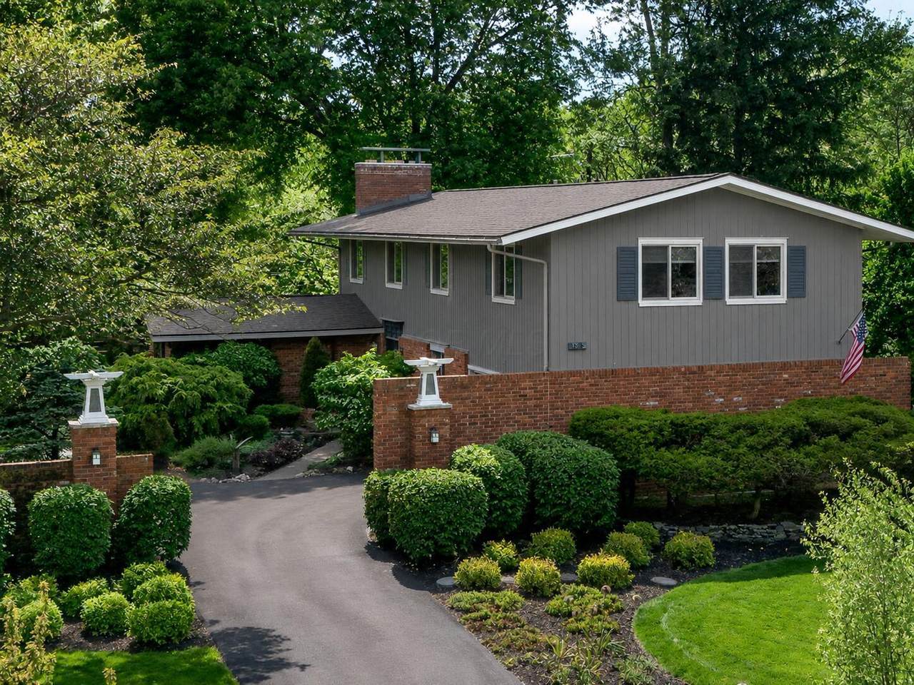1915 Brandywine Drive - Photo 1