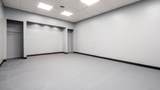 1101 Woodlawn Avenue Avenue - Photo 12