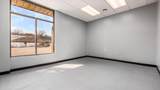 1101 Woodlawn Avenue Avenue - Photo 15