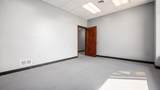 1101 Woodlawn Avenue Avenue - Photo 16