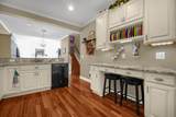 6718 Lakeview Circle - Photo 11