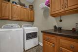 6718 Lakeview Circle - Photo 12