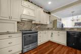 6718 Lakeview Circle - Photo 9