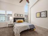 995 Wall Street - Photo 18