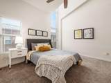 995 Wall Street - Photo 20