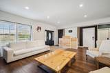 4677 Livingston Avenue - Photo 10