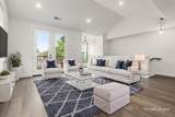 1298 Forsythe Avenue - Photo 18
