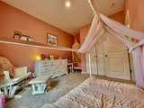 446 Quincy Circle - Photo 19