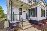 1066 Kelton Avenue - Photo 2