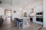 1526 Villa Way - Photo 15