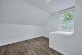 863 Carpenter Street - Photo 19
