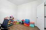 304 Honeysuckle Street - Photo 19