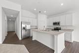620 Lois Lane - Photo 10